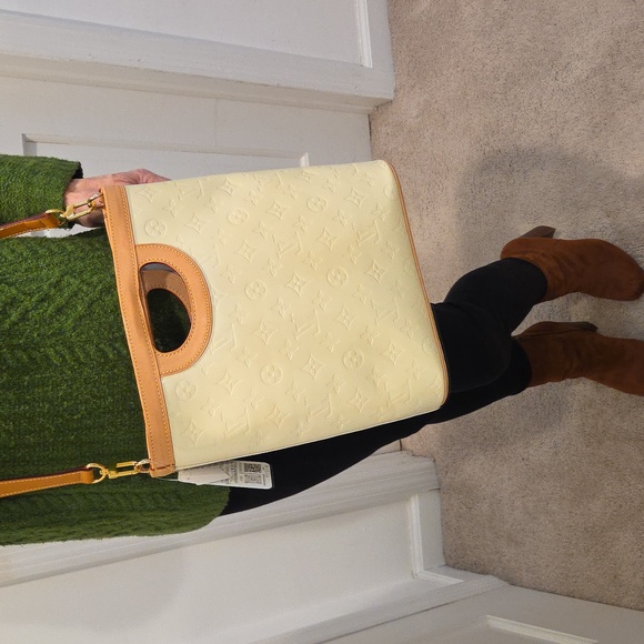 Louis Vuitton 2005 Vernis Stillwood Vertical two-way bag limited production - Picture 3 of 17